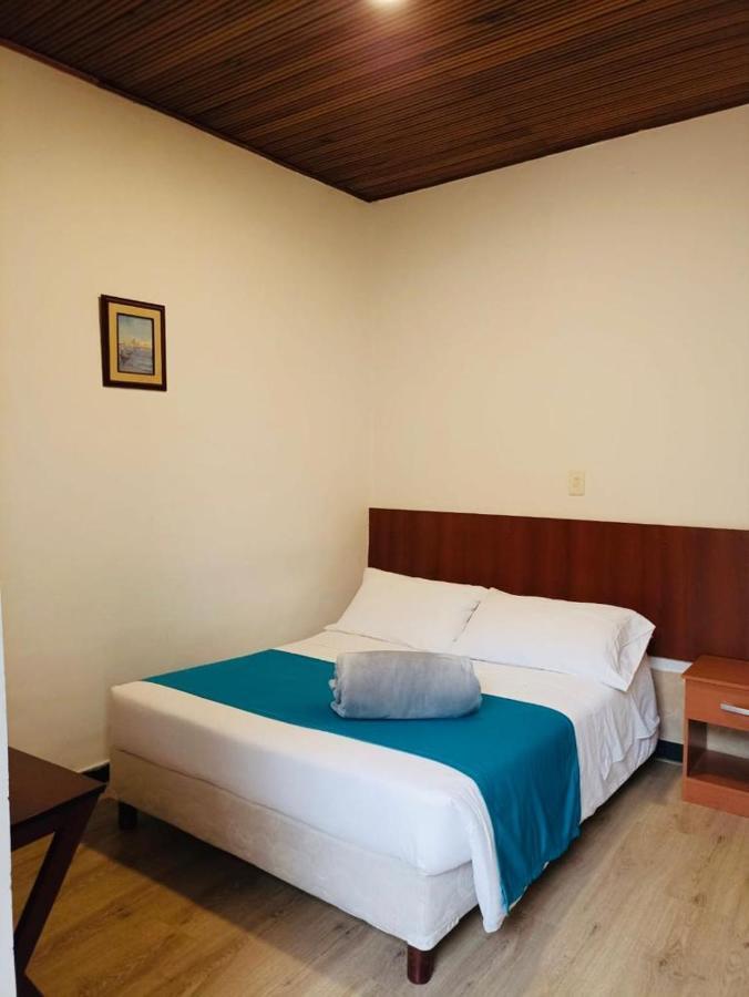 Hotel Plaza Mayor Duitama Habitación foto